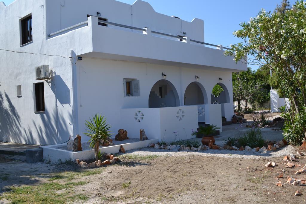 Skyros Koxilas Studios Exterior foto