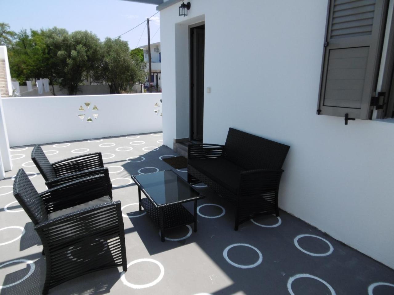 Skyros Koxilas Studios Exterior foto